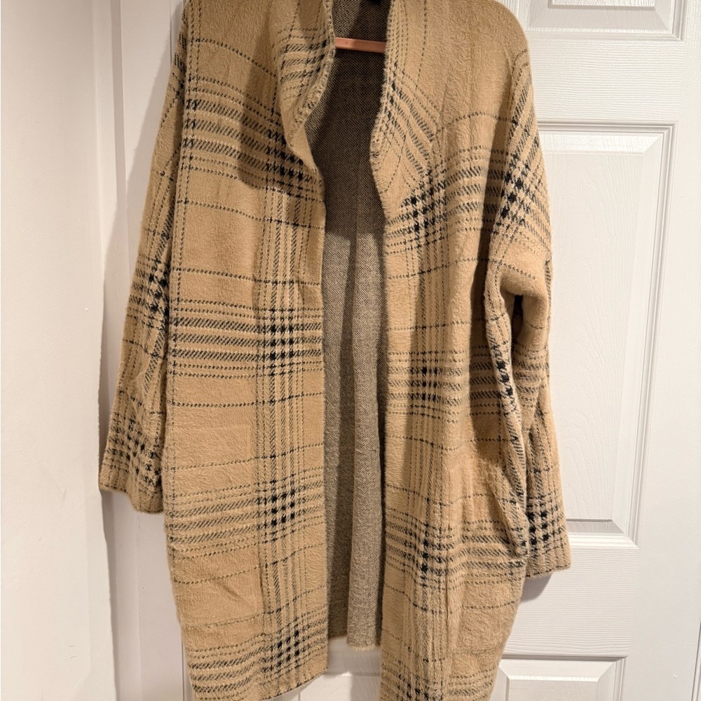 J. Jill Cream and Black Cardigan - Picture 2 of 4